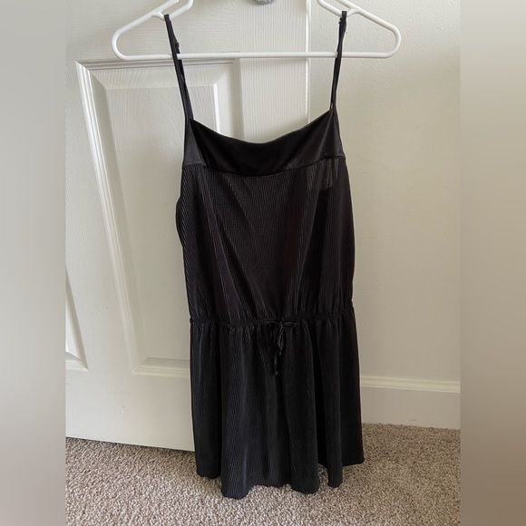 URBAN OUTFITTERS Pleated Satin Romper - Picture 2 of 4